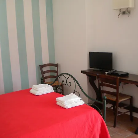 Tenuta Castellesi Hotel *